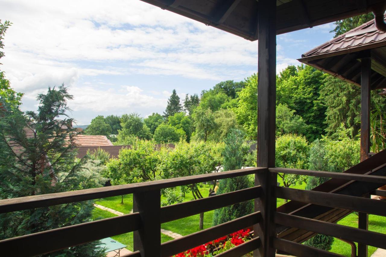 Pension Andra'S House ホレズ エクステリア 写真